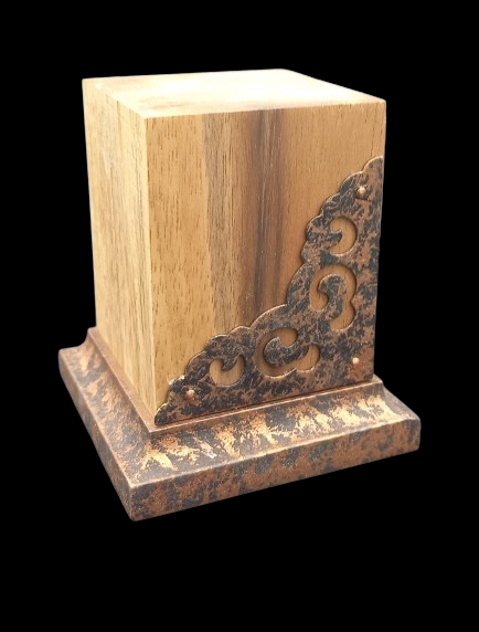 Basetta in legno - 005